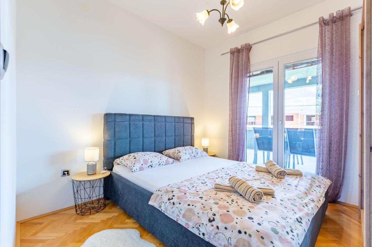 Rs Two Bedroom Apartment Sukošan Екстериор снимка