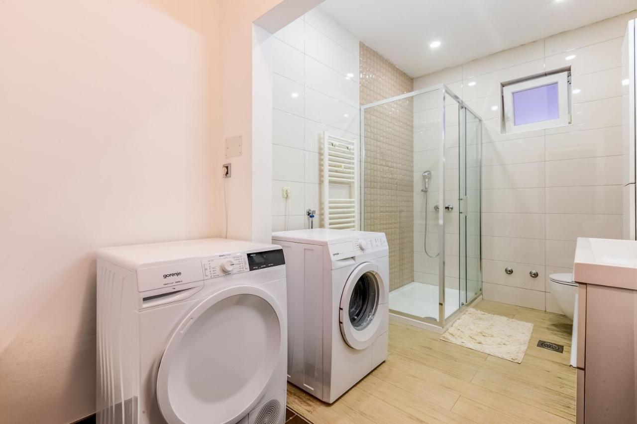 Rs Two Bedroom Apartment Sukošan Екстериор снимка