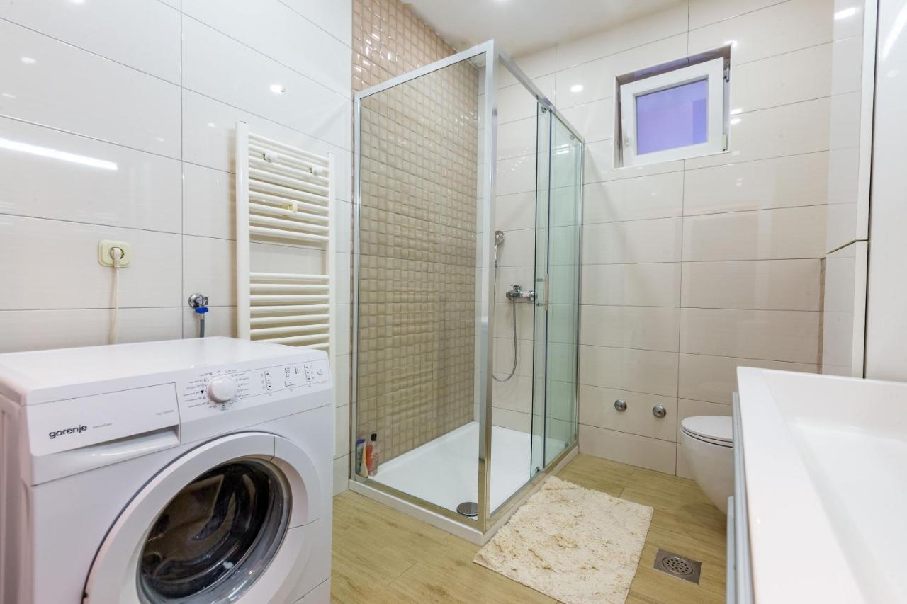 Rs Two Bedroom Apartment Sukošan Екстериор снимка
