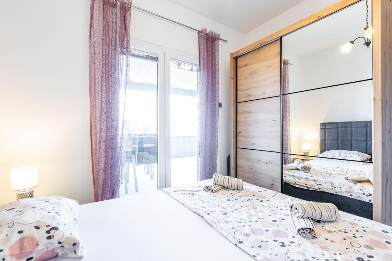 Rs Two Bedroom Apartment Sukošan Екстериор снимка